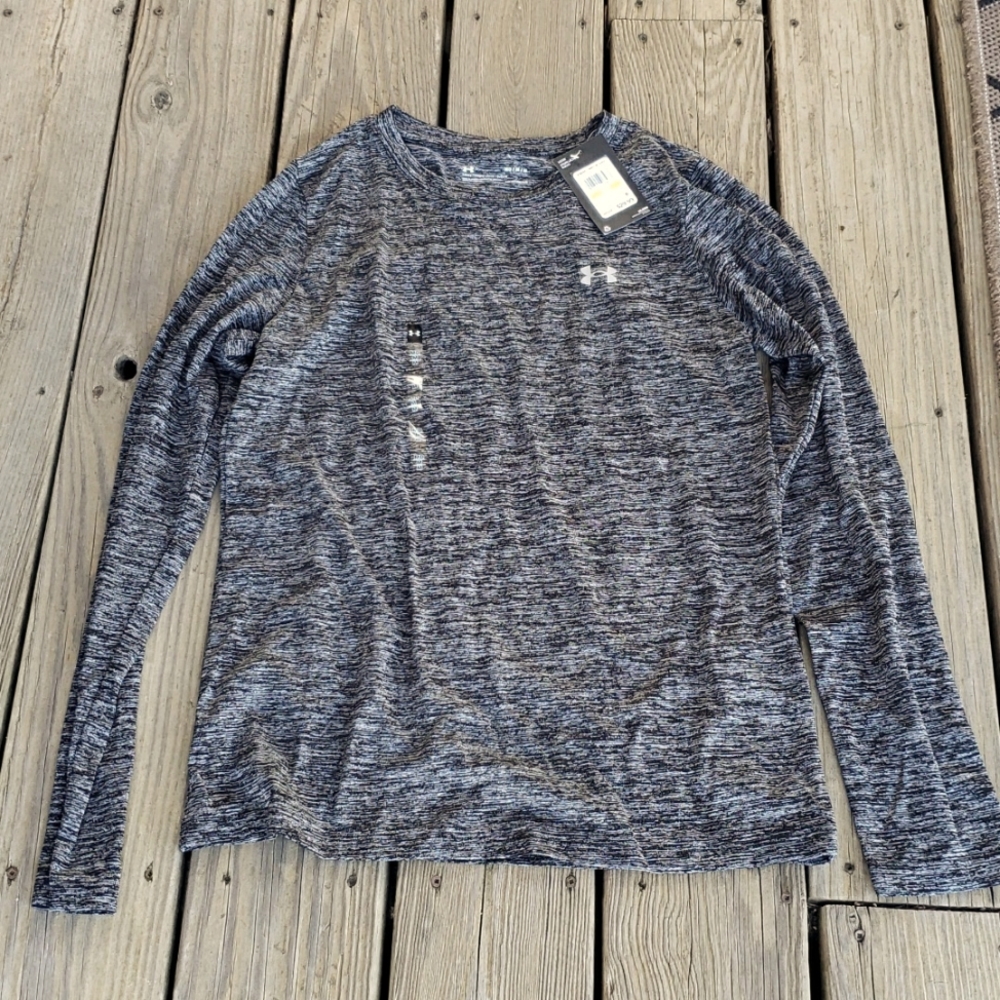 Women's Unde Armor long sleeve shirt